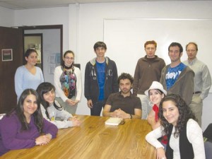 ASO members had the opportunity to meet author Garian Hovannisian. Photo: Barlow Der Mugrdechian 