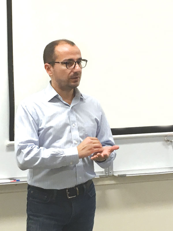 Mouradian’s Armenian Genocide Class Engages Students – Hye Sharzhoom