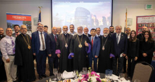 His Holiness Catholicos Aram I and guests at the luncheon hosted by the Armenian Studies Program at the Smittcamp Alumni House on Wednesday, November 5.
